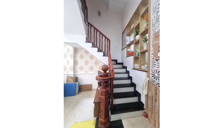 Ngộp Bán Nhà 4 Tầng Hẻm Xe Hơi Đặng Văn Bi Trường Thọ Thủ Đức 50m2 Chỉ hơn 7 tỷ Cực Hiếm